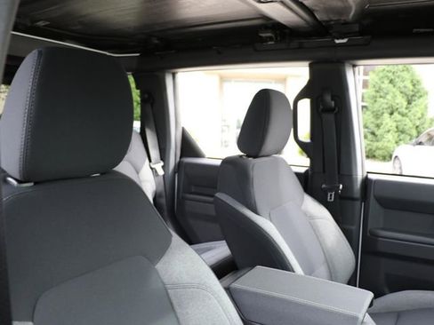 New 2026 Ford Bronco Big Bend AWD/4WD image 9