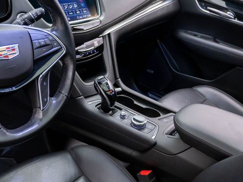 Used 2020 Cadillac XT5 Premium Luxury AWD/4WD image 13