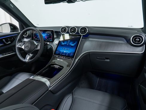 New 2026 Mercedes-Benz GLC 300 4MATIC image 14