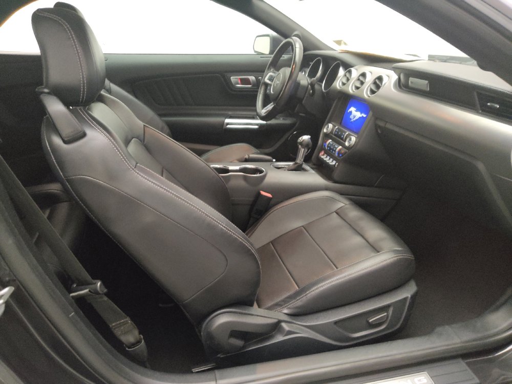 Used 2022 Ford Mustang Premium RWD image 21