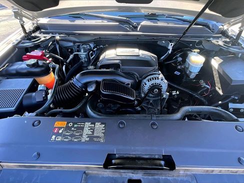 Used 2014 GMC Yukon XL SLT image 25