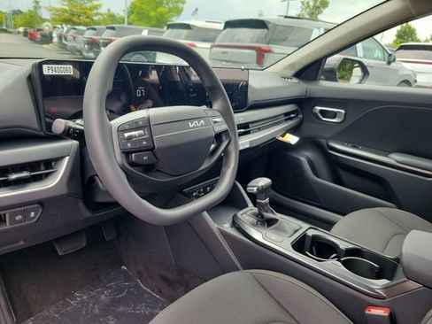 New 2026 Kia K4 FWD image 11