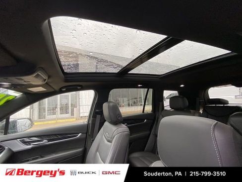 Used 2025 Cadillac XT6 Premium Luxury image 20