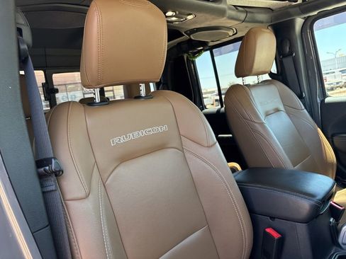 Used 2020 Jeep Gladiator Rubicon w/ Uconnect 4C Nav & Sound Group image 26