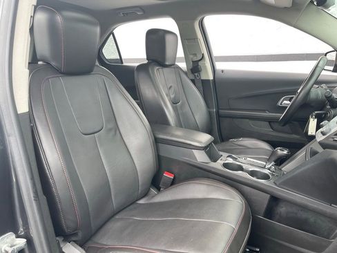 Used 2017 Chevrolet Equinox Premier w/ Enhanced Convenience Package FWD image 33