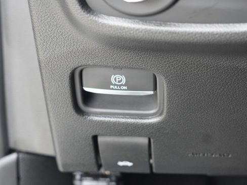 Used 2024 Jeep Grand Cherokee Laredo X RWD image 19
