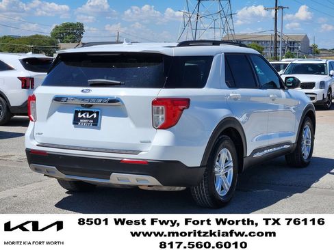 Used 2020 Ford Explorer XLT w/ Equipment Group 202A RWD image 4