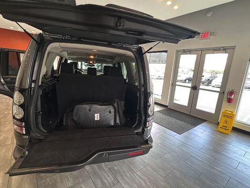 Used 2016 Land Rover LR4 HSE AWD/4WD image 31
