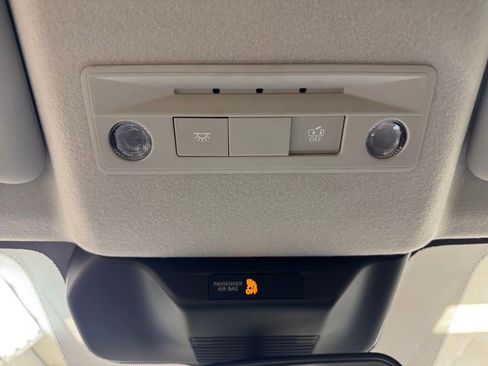 New 2026 Nissan Kicks SV image 36