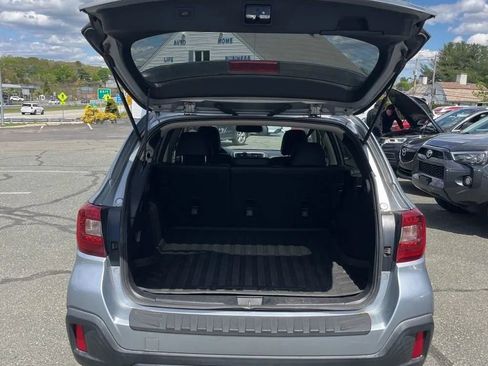 Used 2018 Subaru Outback 2.5i Limited AWD/4WD image 30
