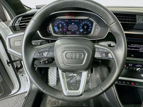 Used 2025 Audi Q3 2.0T Premium AWD/4WD image 19