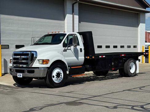 Used 2012 Ford F650 2WD Regular Cab Super Duty image 1