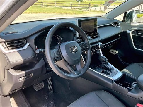 Used 2024 Toyota RAV4 XLE FWD image 13