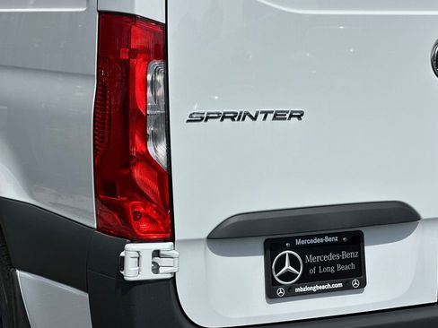 New 2025 Mercedes-Benz Sprinter 2500 image 7