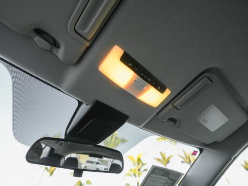 Used 2022 Nissan Kicks SV image 20