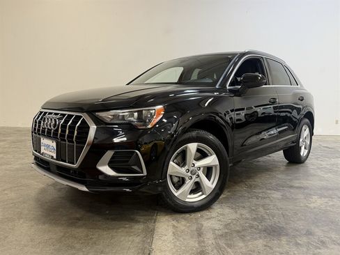Used 2020 Audi Q3 2.0T Premium AWD/4WD image 32