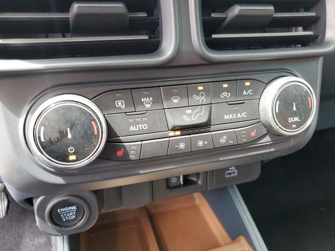 Used 2022 Ford Maverick Lariat w/ Lariat Luxury Package image 30