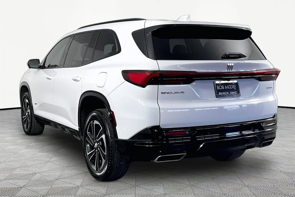Certified 2025 Buick Enclave Sport Touring w/ Power Package FWD image 4