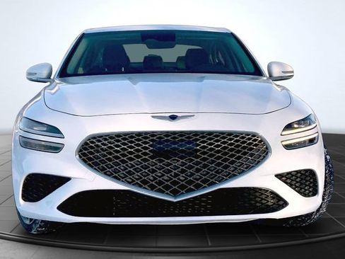 Used 2023 Genesis G70 2.0T AWD/4WD image 3