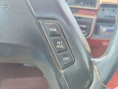 Used 1987 Ford F250 4x4 Regular Cab image 21