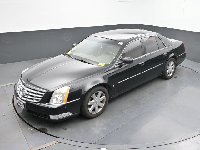 Used 2006 Cadillac DTS FWD image 16