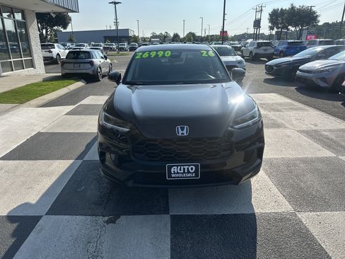Used 2026 Honda HR-V LX image 2