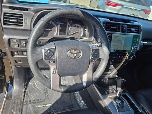 Used 2020 Toyota 4Runner Limited image 46