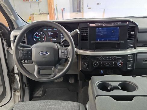 Used 2023 Ford F350 XLT w/ FX4 Off-Road Package image 2