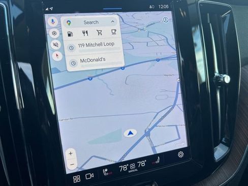 Used 2023 Volvo XC60 B5 Plus image 25