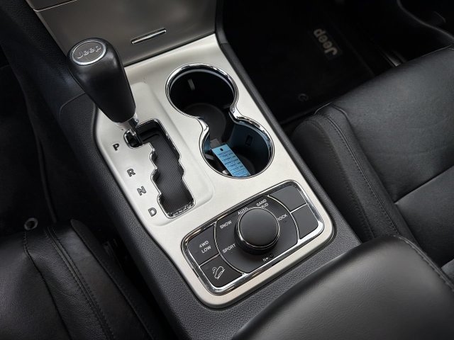 Used 2011 Jeep Grand Cherokee Limited AWD/4WD image 22