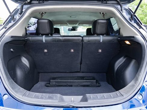 Used 2018 Nissan Leaf SL w/ SL Technology Package FWD image 8