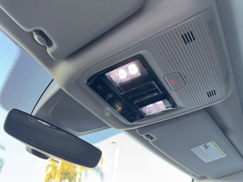 Certified 2025 Volkswagen Atlas Peak Edition SE image 31