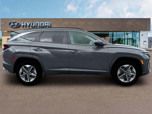 New 2026 Hyundai Tucson SEL image 9