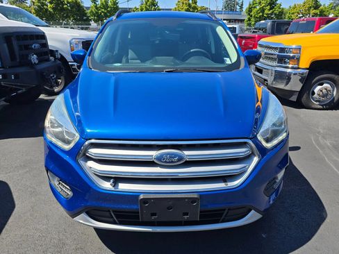 Used 2017 Ford Escape SE w/ Equipment Group 201A AWD/4WD image 7