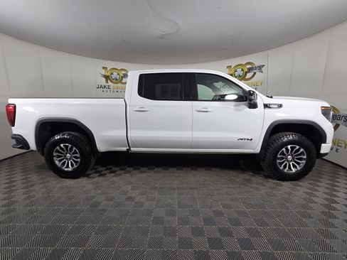 Certified 2022 GMC Sierra 1500 AT4 AWD/4WD image 10
