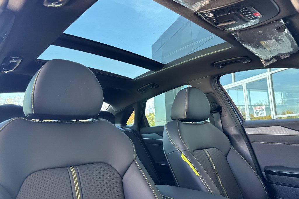 New 2027 Kia K5 GT FWD image 19
