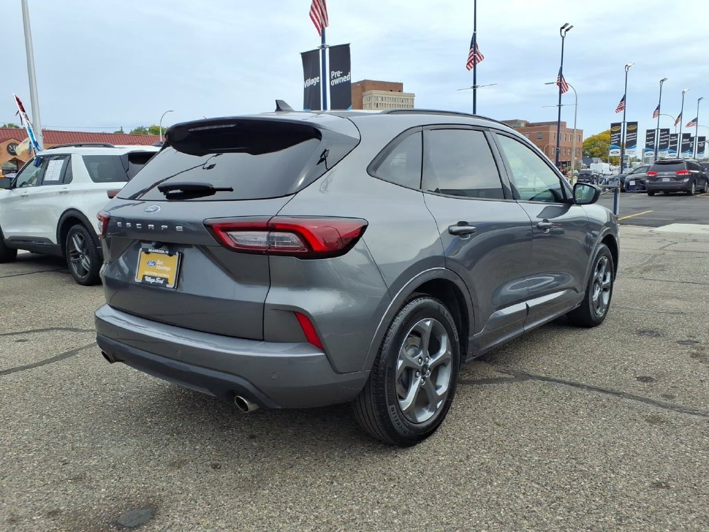 Certified 2024 Ford Escape ST-Line w/ Tech Pack #1 FWD image 6