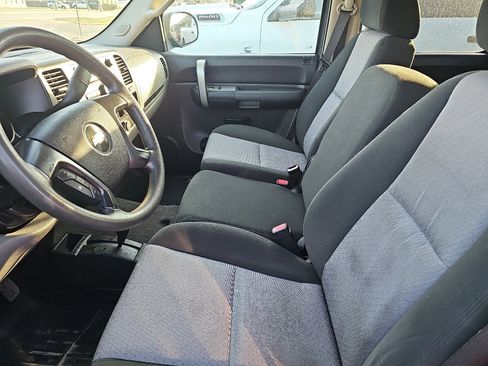 Used 2009 Chevrolet Silverado 1500 LS image 10