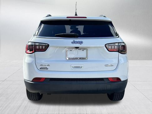 Used 2023 Jeep Compass Latitude AWD/4WD image 6