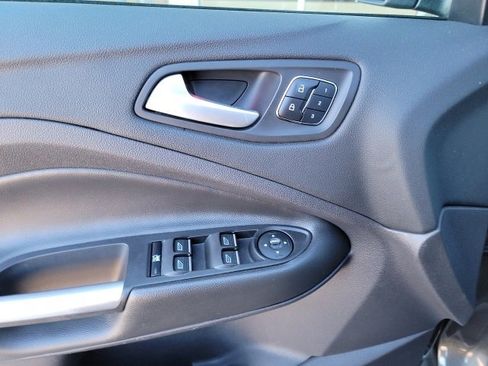 Used 2016 Ford Escape Titanium w/ Equipment Group 301A image 9