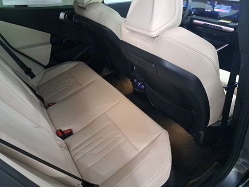 New 2026 BMW X3 xDrive30i w/ Premium Package AWD/4WD image 11