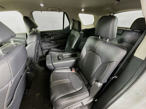 Used 2023 Honda Pilot EX-L image 24