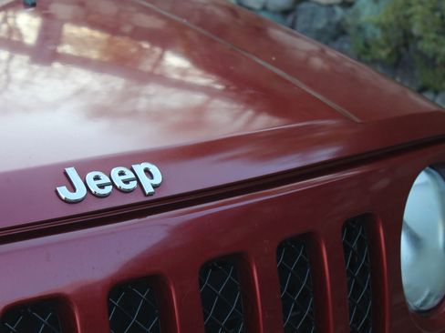Used 2011 Jeep Patriot Sport w/ PWR Value Group AWD/4WD image 35