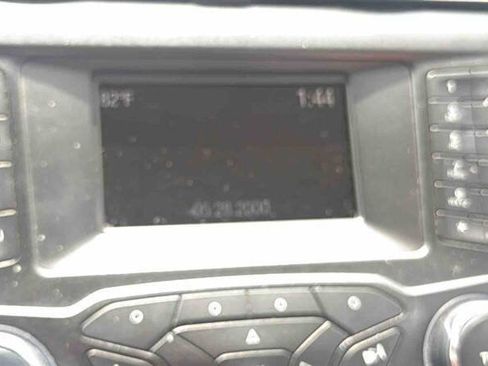 Used 2017 Ford Fusion SE FWD image 23