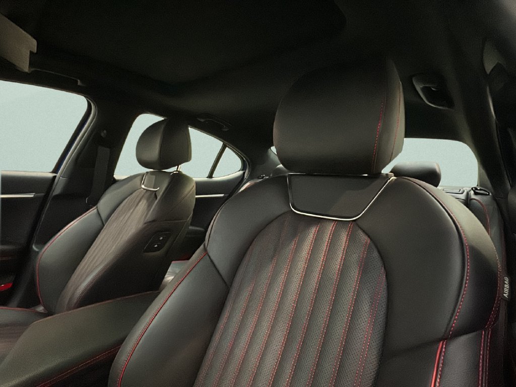 Certified 2026 Genesis G70 3.3T Sport Prestige AWD/4WD image 13