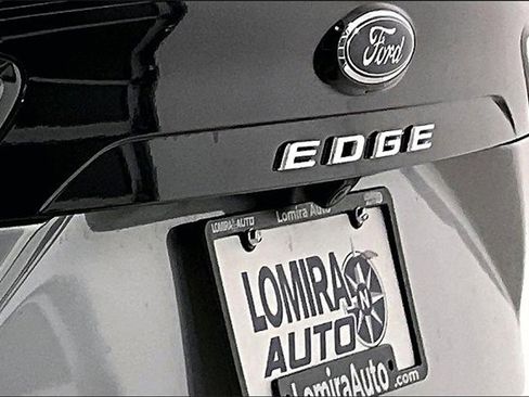 Used 2023 Ford Edge SEL image 39