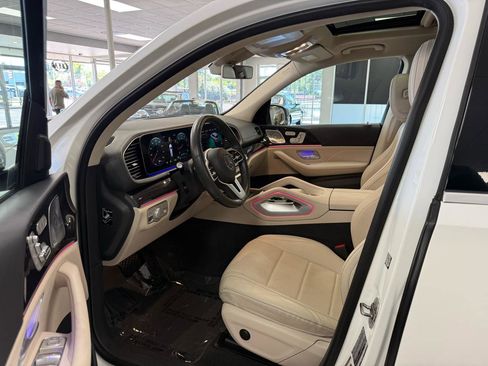 Used 2020 Mercedes-Benz GLS 450 4MATIC w/ Acoustic Comfort Package image 10