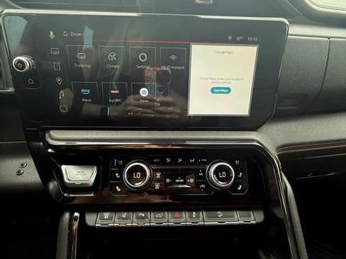 Used 2024 GMC Sierra 2500 AT4 w/ AT4 Preferred Package AWD/4WD image 18