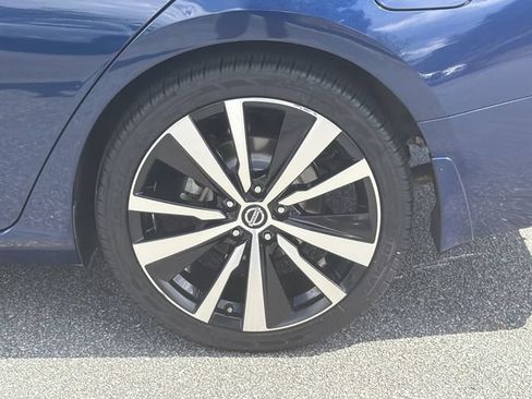 Used 2019 Nissan Altima 2.5 SR w/ SR Premium Package FWD image 21