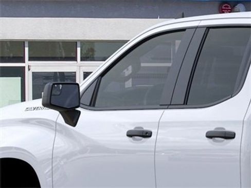 Used 2025 Chevrolet Silverado 1500 Custom w/ Turbomax Blackout Package image 13